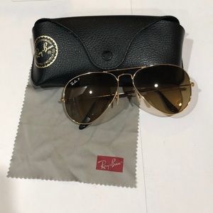 Ray-Ban Polarized Aviator Sunglasses